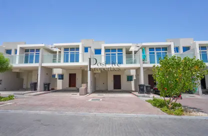 Townhouse - 3 Bedrooms - 3 Bathrooms for sale in Mimosa - Damac Hills 2 - Dubai