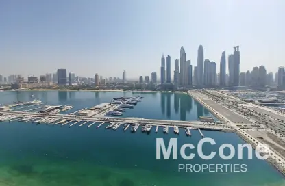 Apartment - 3 Bedrooms - 4 Bathrooms for sale in Sunrise Bay - EMAAR Beachfront - Dubai Harbour - Dubai