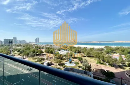 Apartment - 3 Bedrooms - 4 Bathrooms for rent in Wave tower - Corniche Road - Abu Dhabi