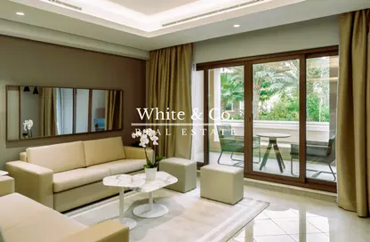 Apartment - 3 Bedrooms - 4 Bathrooms for rent in Wyndham residences - The Palm - Palm Jumeirah - Dubai