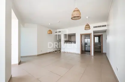 Apartment - 2 Bedrooms - 3 Bathrooms for rent in Burj Vista 1 - Burj Vista - Downtown Dubai - Dubai