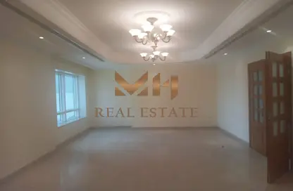 Apartment - 3 Bedrooms - 4 Bathrooms for rent in Al Falah Street - City Downtown - Abu Dhabi