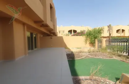 Villa - 4 Bedrooms - 6 Bathrooms for rent in Al Dafeinah - Asharej - Al Ain