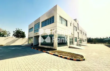 Warehouse - Studio for sale in Al Hayl - Fujairah