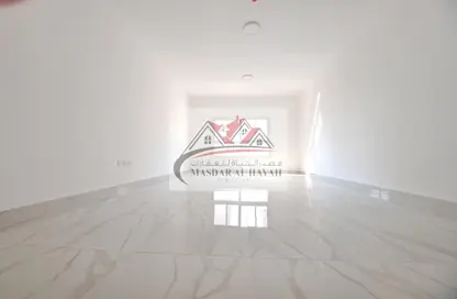 Apartment - 2 Bedrooms - 2 Bathrooms for rent in Al Zain Tower - Al Nahda - Sharjah