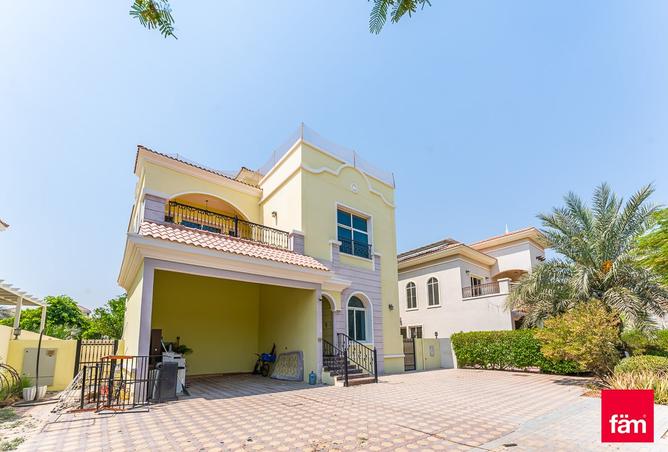 Villa - 5 Bedrooms - 6 Bathrooms for rent in Hacienda - The Villa - Dubai