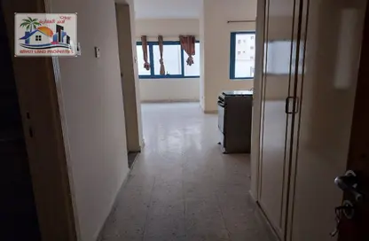 Apartment - Studio - 1 Bathroom for rent in Al Naba'ah 8 Building - Al Naba'ah - Al Sharq - Sharjah