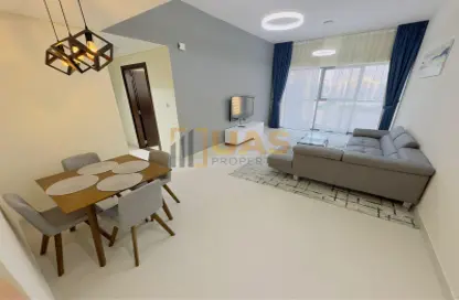 Apartment - 1 Bedroom - 2 Bathrooms for rent in Jumeirah Garden City - Al Satwa - Dubai