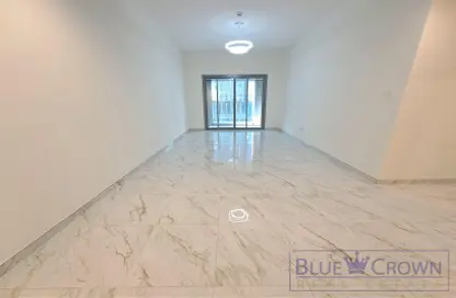 Apartment - 2 Bedrooms - 3 Bathrooms for rent in Al Karama - Dubai