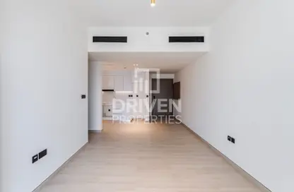 Apartment - 1 Bedroom - 1 Bathroom for rent in Binghatti Emerald - Jumeirah Village Circle - Dubai