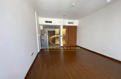 Apartment - 1 Bathroom for rent in National Bonds Residence - Jumeirah Village Circle - Dubai