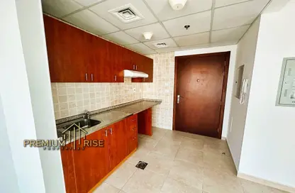 Apartment - 1 Bathroom for rent in New Dubai Gate 2 - JLT Cluster A - Jumeirah Lake Towers - Dubai