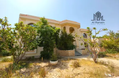 Apartment - 4 Bedrooms - 4 Bathrooms for rent in Al Niyadat - Al Ain