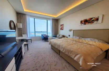 Apartment - 1 Bathroom for rent in The Palm Tower - Palm Jumeirah - Dubai