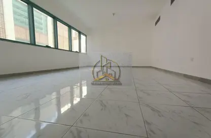 Apartment - 3 Bedrooms - 4 Bathrooms for rent in Khalifa Street - Abu Dhabi