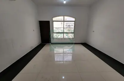 Apartment - 1 Bathroom for rent in Mohamed Bin Zayed Centre - Mohamed Bin Zayed City - Abu Dhabi