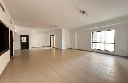 Empty Room image for: Apartment - 1 Bedroom - 2 Bathrooms for rent in Bahar 2 - Bahar - Jumeirah Beach Residence - Dubai, Image 1