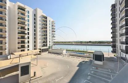 Apartment - 1 Bedroom - 1 Bathroom for sale in Waters Edge - Yas Island - Abu Dhabi