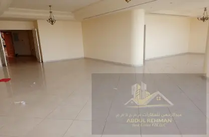 Apartment - 4 Bedrooms - 5 Bathrooms for rent in Al Majaz 3 - Al Majaz - Sharjah