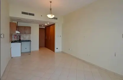 Apartment - 1 Bathroom for rent in Lago Vista C - Lago Vista - Dubai Production City (IMPZ) - Dubai