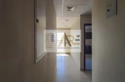 Apartment - 2 Bedrooms - 3 Bathrooms for rent in Nasma Residence - Al Tai - Sharjah