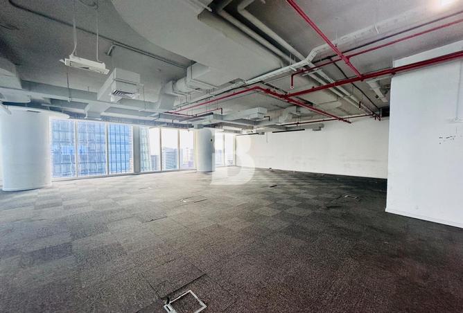 Office Space - Studio for rent in The Bay Gate - Business Bay - Dubai