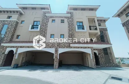 Townhouse - 4 Bedrooms - 5 Bathrooms for rent in Luluat Al Raha - Al Raha Beach - Abu Dhabi