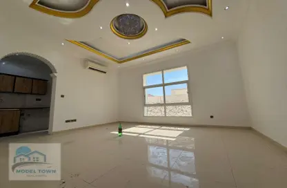 Apartment - 1 Bathroom for rent in Baniyas East - Baniyas - Abu Dhabi