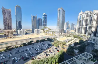 Apartment - 3 Bedrooms - 4 Bathrooms for rent in Executive Tower J - Executive Towers - Business Bay - Dubai