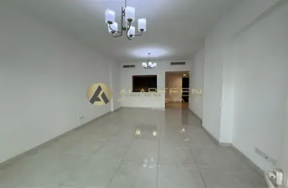 Apartment - 1 Bedroom - 2 Bathrooms for rent in Golden Homes Building - Jumeirah Village Circle - Dubai