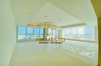 Apartment - 3 Bedrooms - 5 Bathrooms for rent in New Emi State Tower - Airport Road - Abu Dhabi