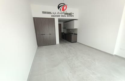 Apartment - 1 Bathroom for rent in Al Warsan 4 - Al Warsan - Dubai