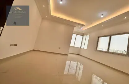 Apartment - 1 Bathroom for rent in Shakhbout City - Abu Dhabi