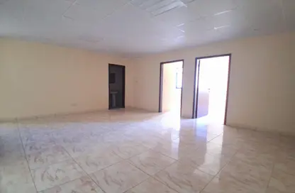 Apartment - 2 Bedrooms - 2 Bathrooms for rent in Dafan Al Nakheel - Ras Al Khaimah