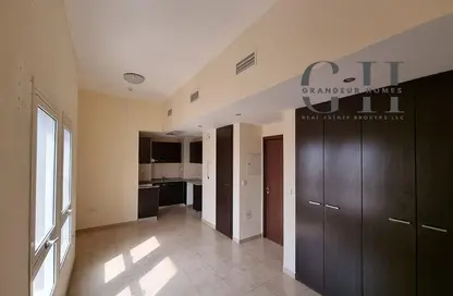 Apartment - 1 Bathroom for sale in Al Thamam 47 - Al Thamam - Remraam - Dubai