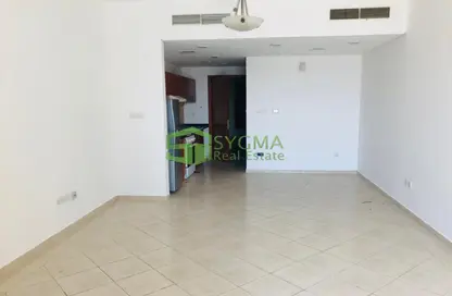 Apartment - 1 Bathroom for rent in Lago Vista C - Lago Vista - Dubai Production City (IMPZ) - Dubai