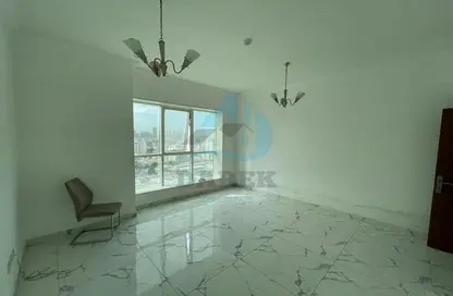 Apartment - 1 Bedroom - 2 Bathrooms for rent in Oasis Tower - Al Rashidiya 1 - Al Rashidiya - Ajman