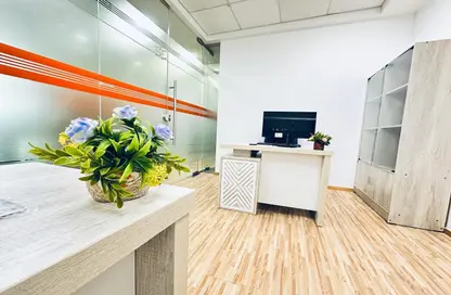 â Beautiful Office|direct from Owner |Free Dewa