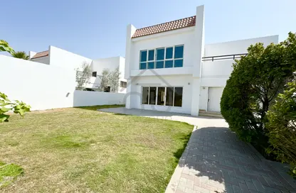 Villa - 4 Bedrooms - 4 Bathrooms for rent in Jumeirah 3 Villas - Jumeirah 3 - Jumeirah - Dubai