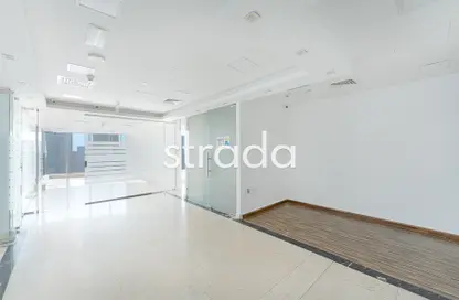 Office Space - Studio - 1 Bathroom for rent in Opal Tower - Business Bay - Dubai