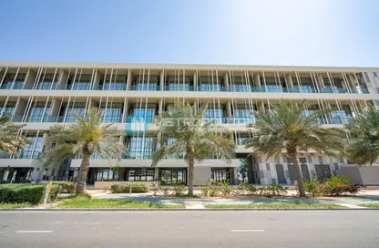 Apartment - 2 Bedrooms - 3 Bathrooms for sale in Al Raha Lofts - Al Raha Beach - Abu Dhabi