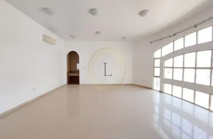 Apartment - 2 Bedrooms - 3 Bathrooms for rent in Al Ghail - Al Mutarad - Al Ain