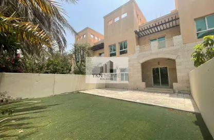 Villa - 4 Bedrooms - 5 Bathrooms for rent in Mushrif Gardens - Al Mushrif - Abu Dhabi