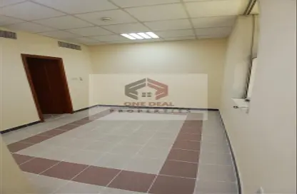 Apartment - 1 Bedroom - 2 Bathrooms for rent in Al Murabaa - Al Ain