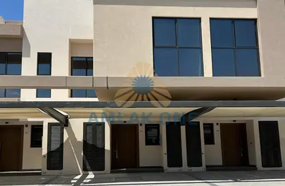 Townhouse - 3 Bedrooms - 3 Bathrooms for rent in Aldhay at Bloom Gardens - Bloom Gardens - Al Salam Street - Abu Dhabi