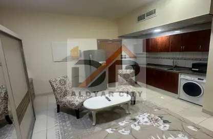 Apartment - Studio - 1 Bathroom for rent in Corniche Tower - Ajman Corniche Road - Ajman