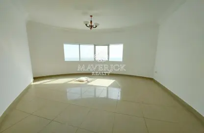 Empty Room image for: Apartment - 1 Bedroom - 2 Bathrooms for rent in Hend Tower - Al Taawun Street - Al Taawun - Sharjah, Image 1