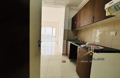 Apartment - 1 Bathroom for rent in Nova Tower - Dubai Silicon Oasis - Dubai