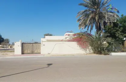 Villa - 3 Bedrooms - 4 Bathrooms for rent in Gate Tower 2 - Musheiref - Ajman