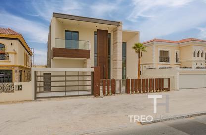 Villa - 6 Bedrooms - 7 Bathrooms for sale in Jumeirah Park Homes - Jumeirah Park - Dubai